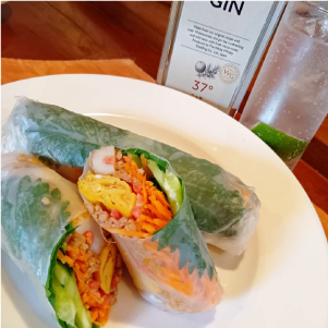 生春巻きとジン